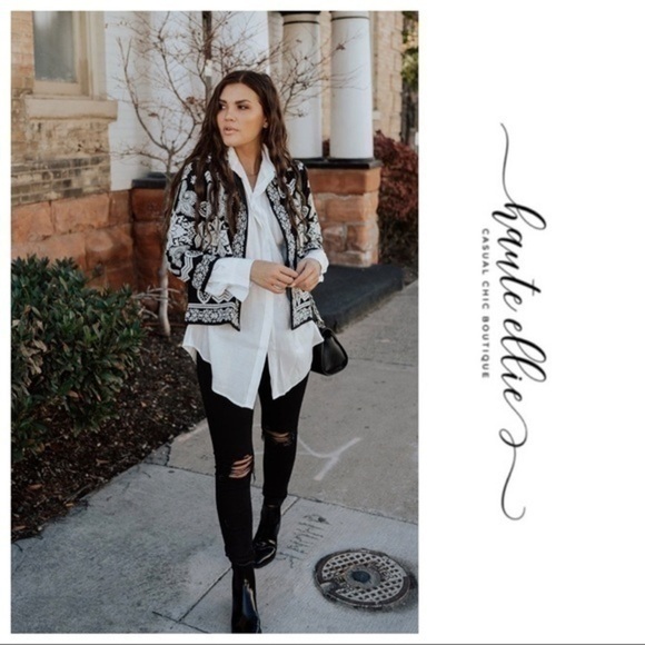 LA-LOLA-Embroidered Crop Jacket - Picture 8 of 14